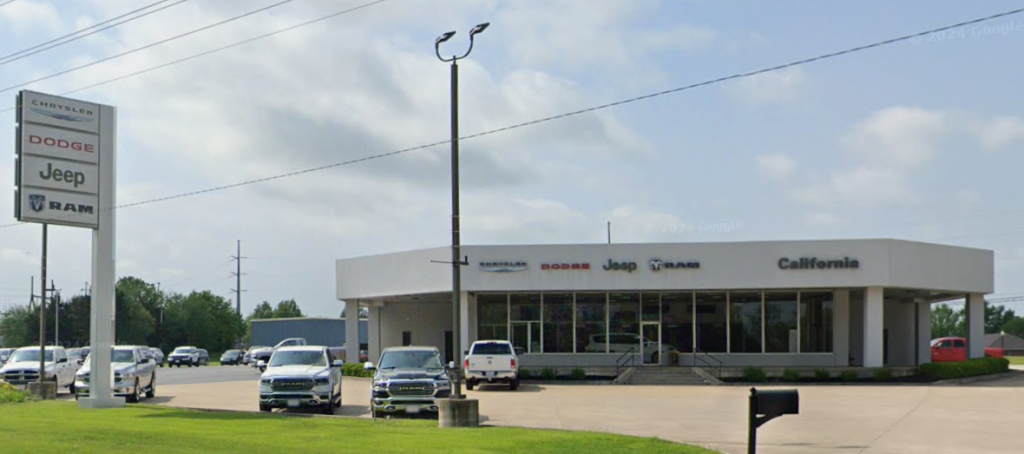 California Chrysler, Dodge, Jeep, Ram building in California, Missouri